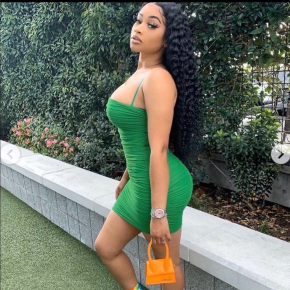 💕💕 SOLD!! HOUSE OF CB EMERALD GREEN ELLA DRESS!! - Picture 2 of 8